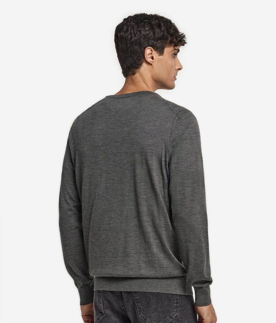 maglione girocollo in cashmere ultrafine