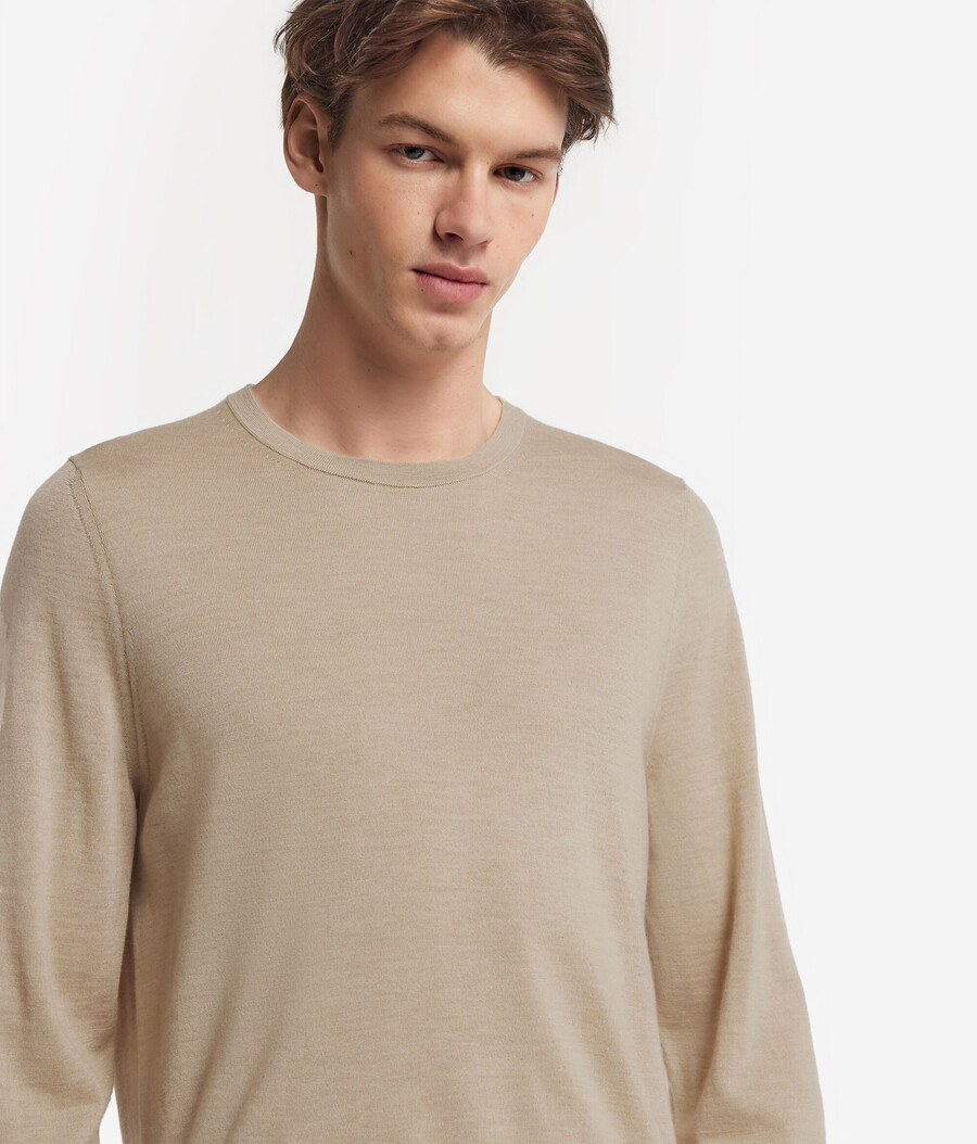 maglione girocollo in cashmere ultrafine