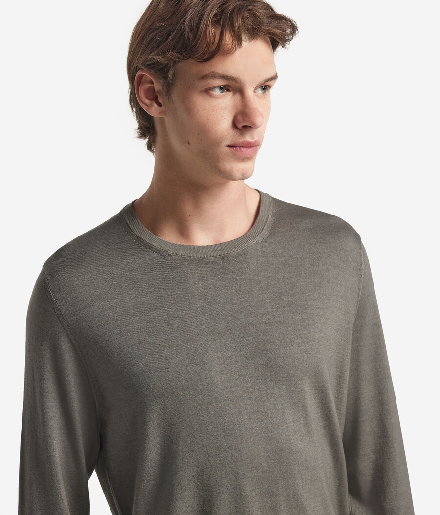 maglione girocollo in cashmere ultrafine