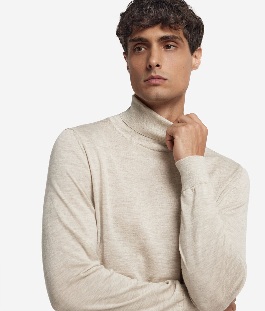 maglione a collo alto in cashmere ultrafine