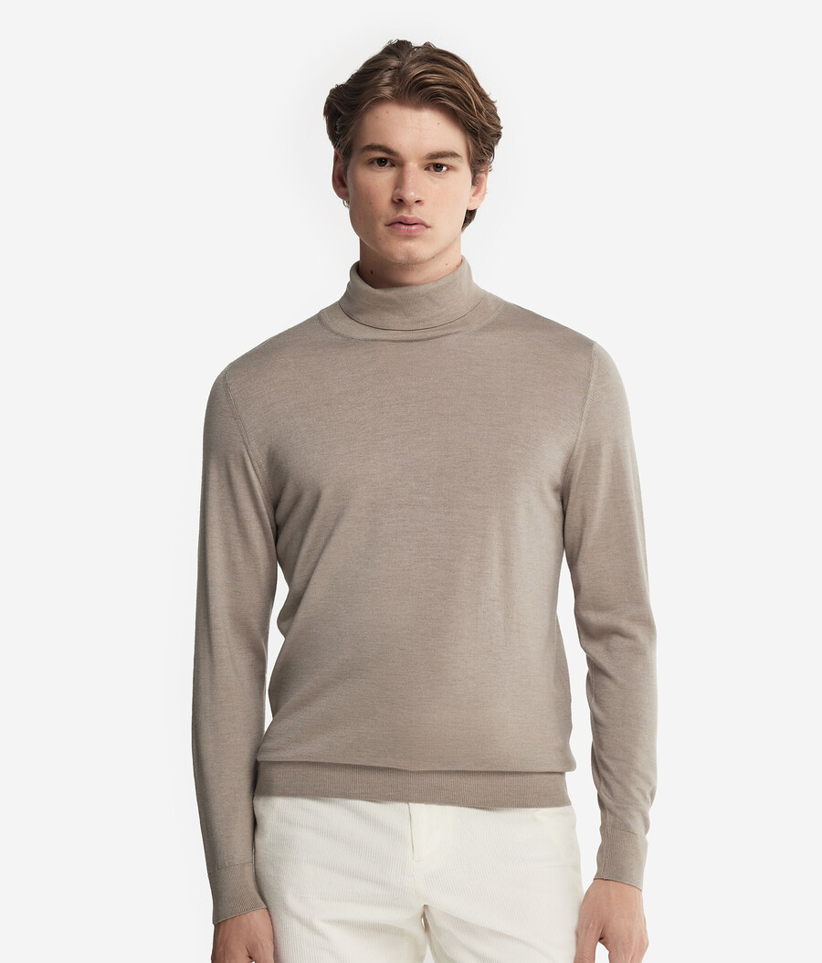 maglione a collo alto in cashmere ultrafine