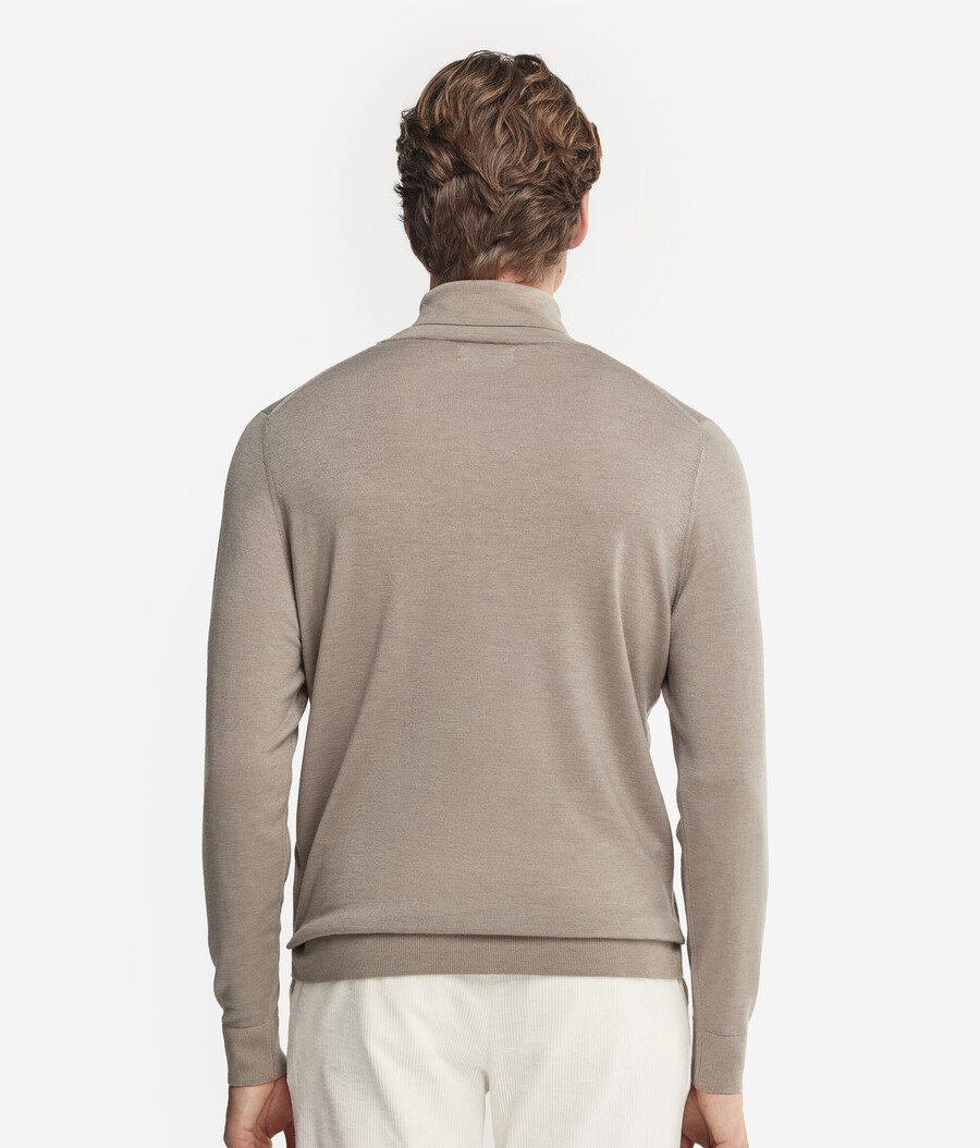 maglione a collo alto in cashmere ultrafine