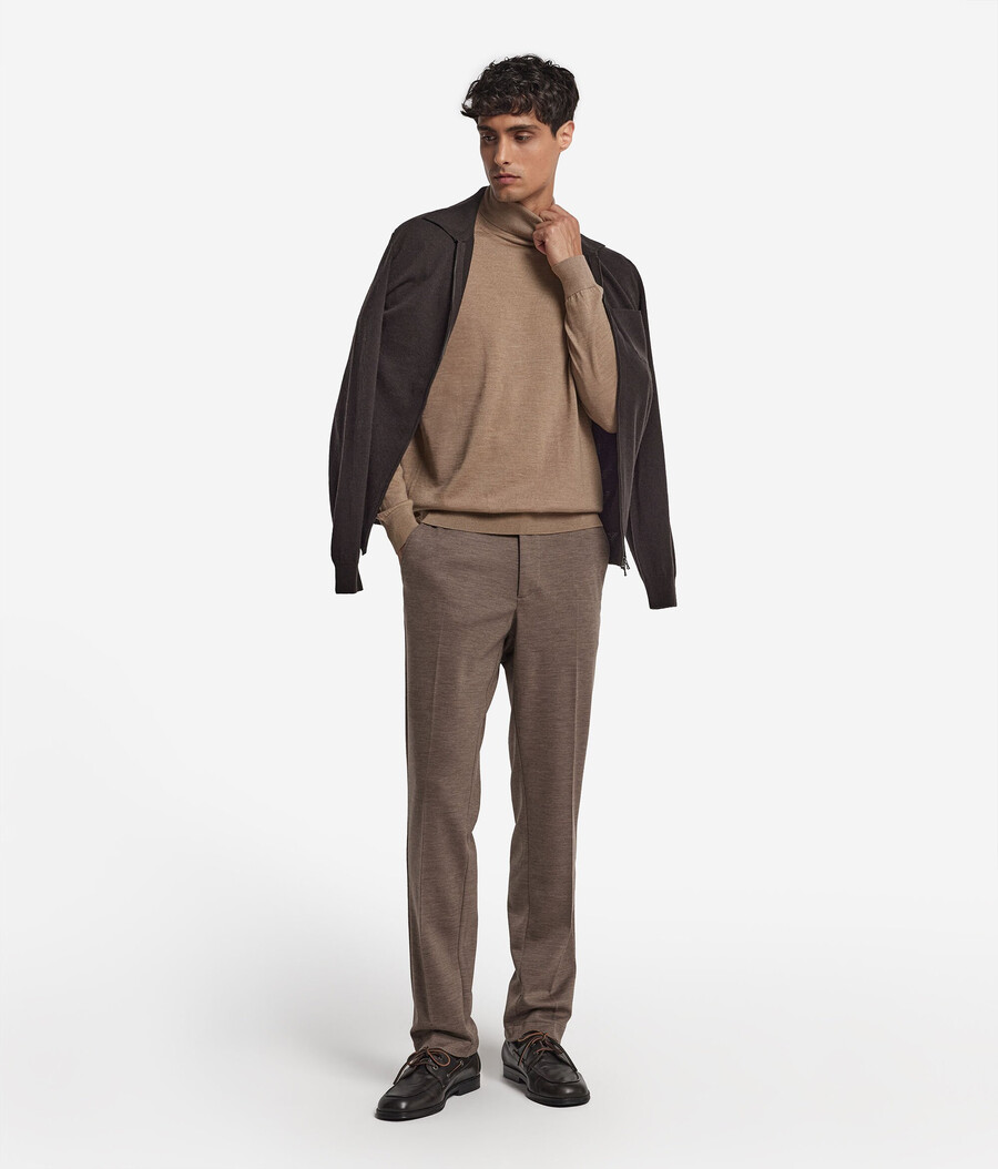 maglione a collo alto in cashmere ultrafine