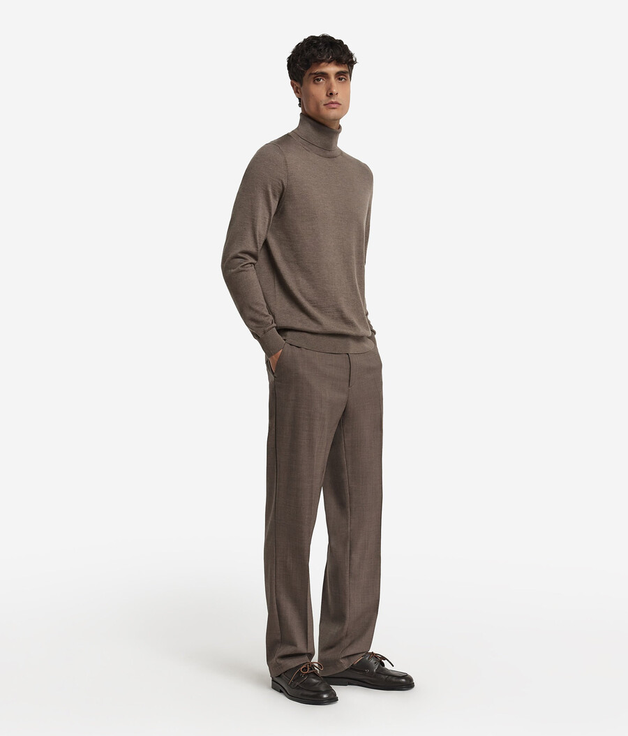 maglione a collo alto in cashmere ultrafine