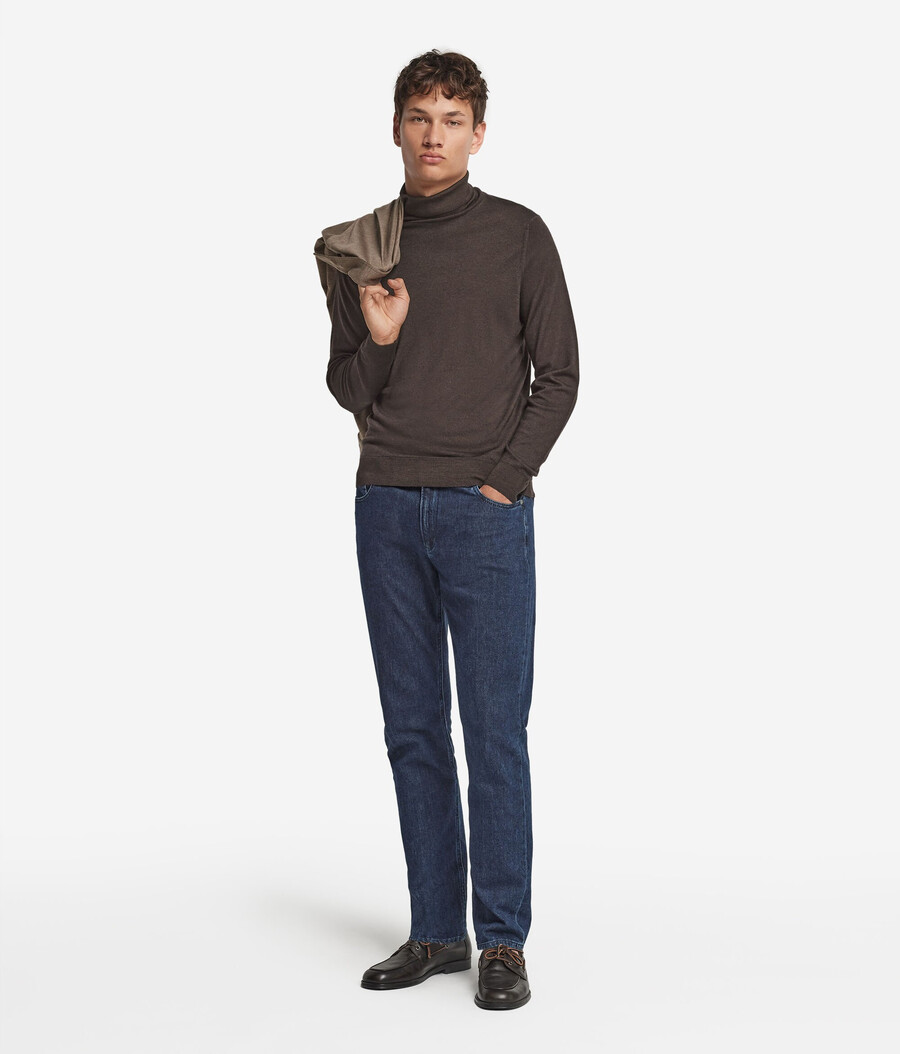 maglione a collo alto in cashmere ultrafine