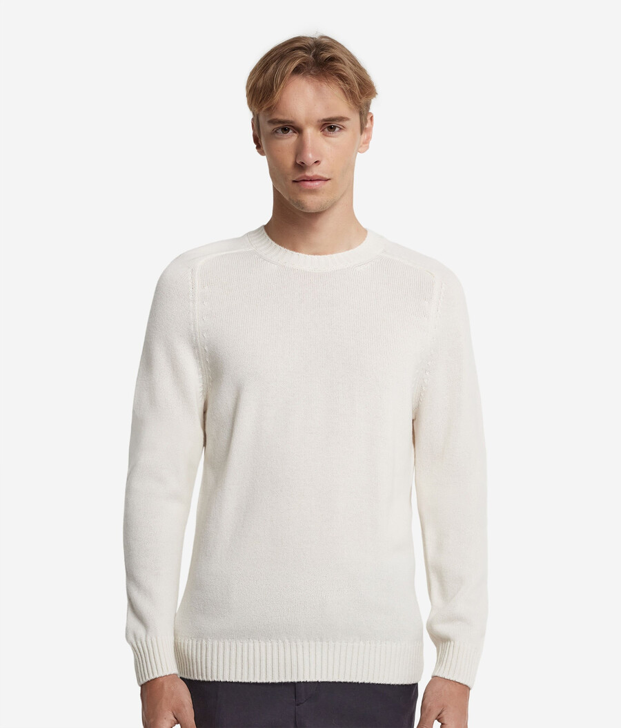 maglione girocollo in cashmere ultra morbido