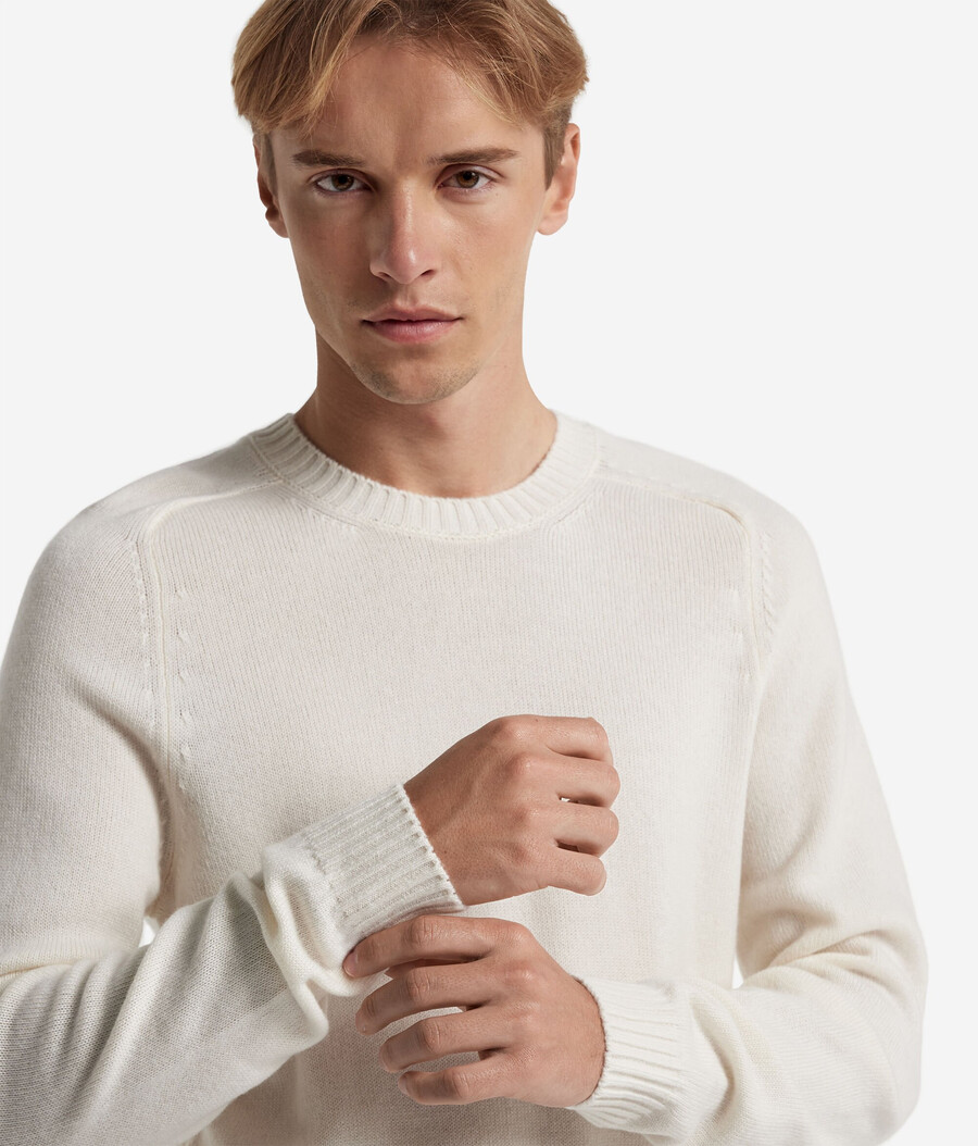 maglione girocollo in cashmere ultra morbido