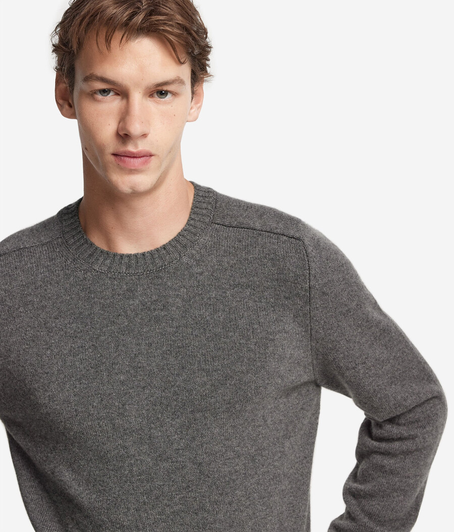 maglione girocollo in cashmere ultra morbido