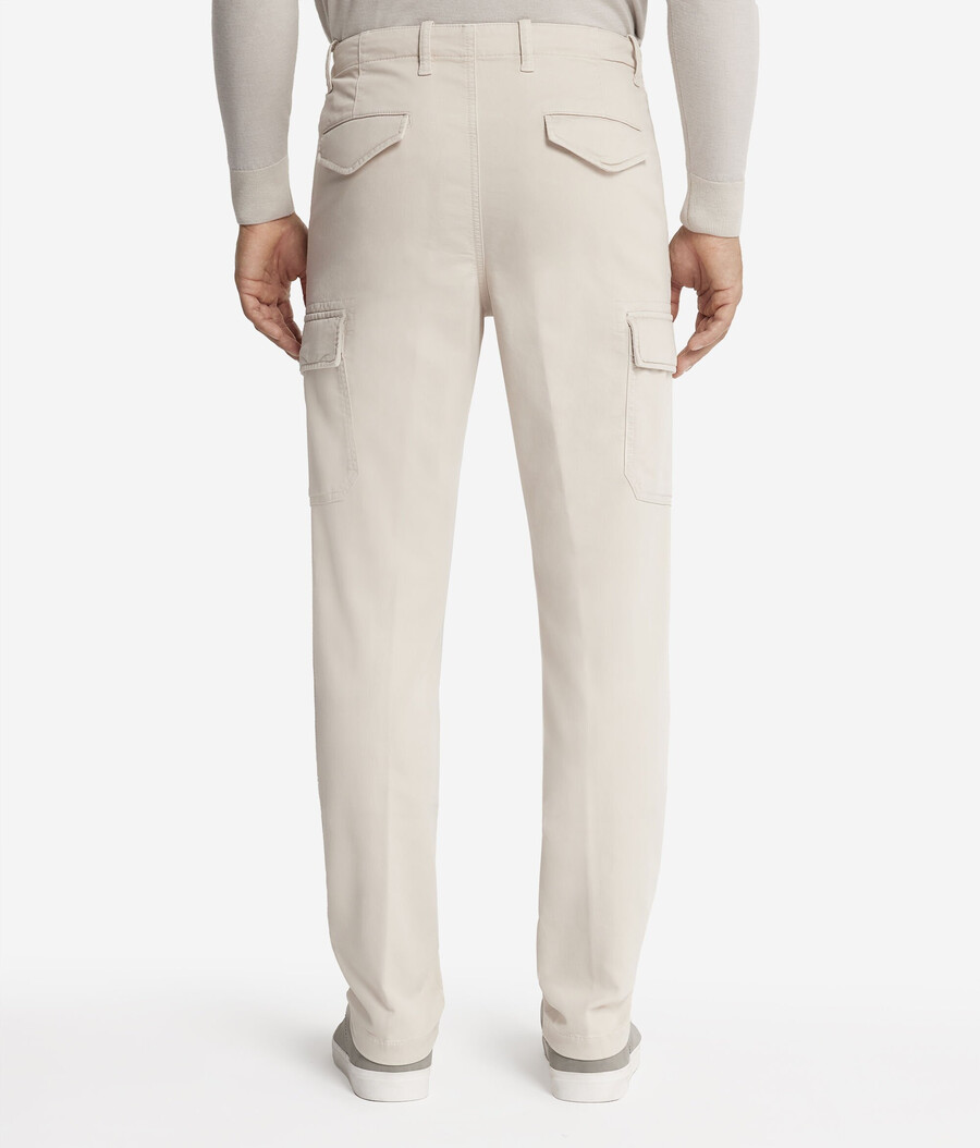 pantaloni cargo