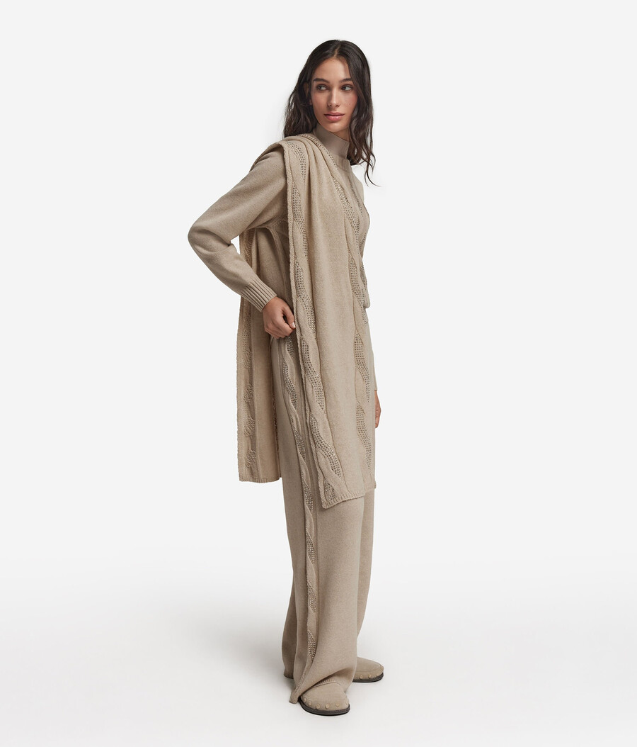 sciarpa in cashmere ultra morbido con lavorazione a trecce e strass