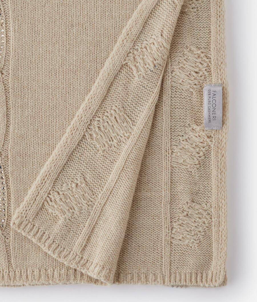 sciarpa in cashmere ultra morbido con lavorazione a trecce e strass