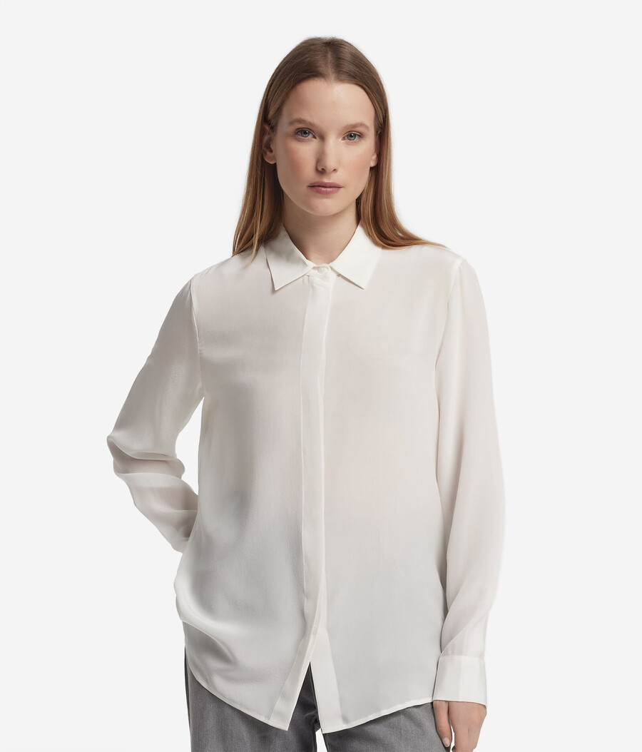 camicia di seta con colletto