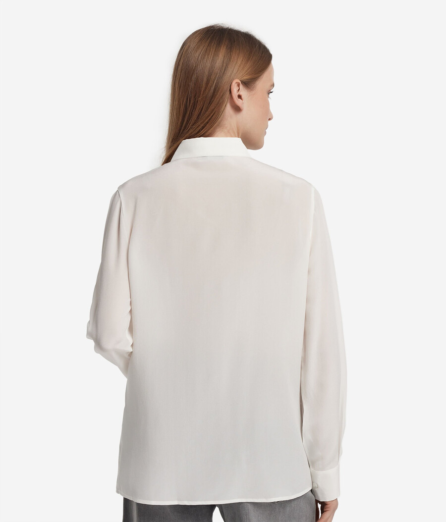 camicia di seta con colletto
