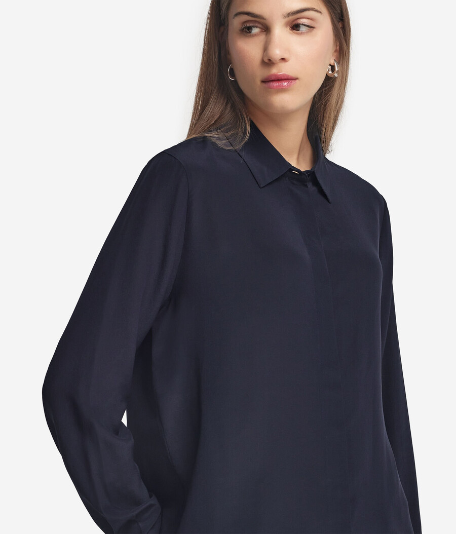 camicia di seta con colletto