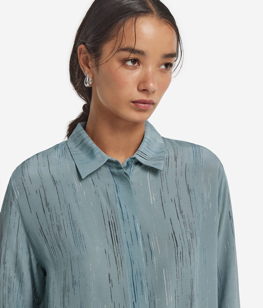 camicia in seta stampata con colletto