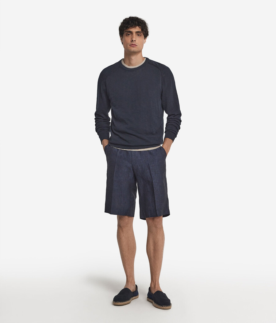 pantaloni corti in lino