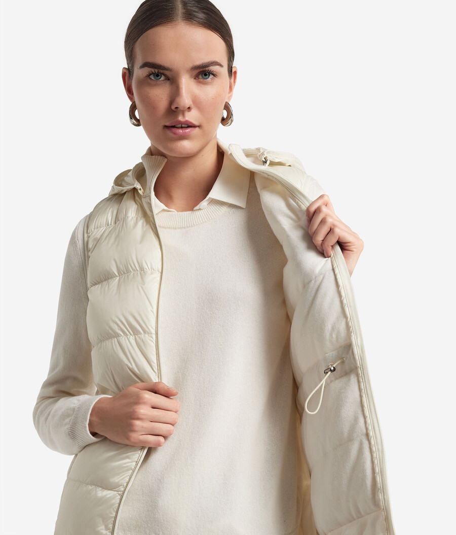 gilet in cashmere con coulisse