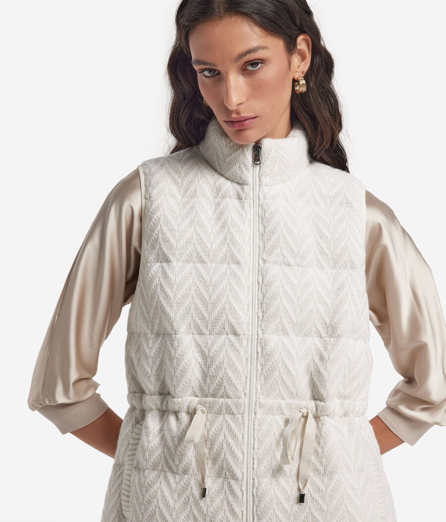 gilet in piumino di cashmere spinato lamé