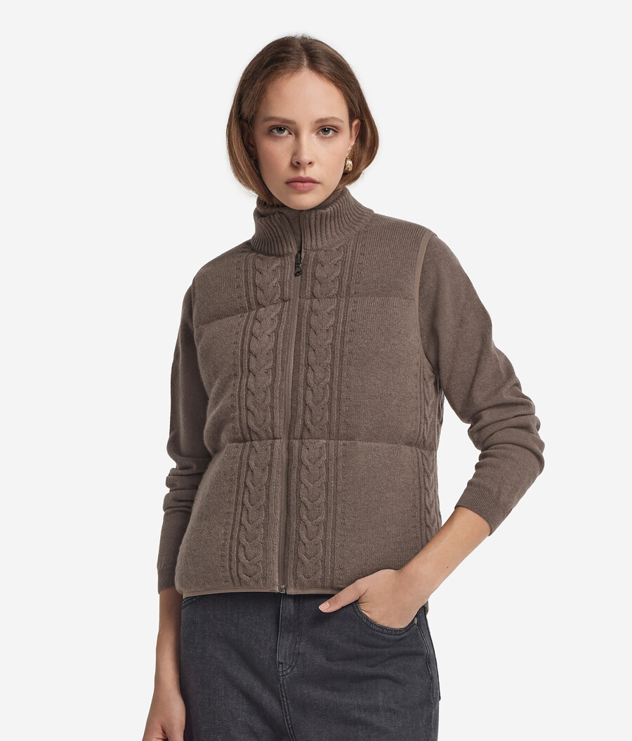 gilet reversibile in tessuto bouclé lavorato a trecce