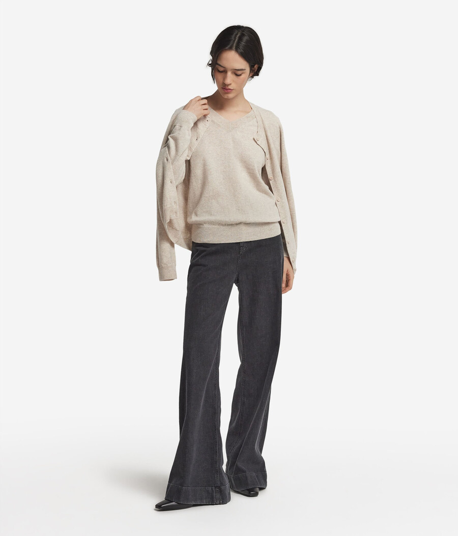 maglione con scollo a v in cashmere ultra morbido
