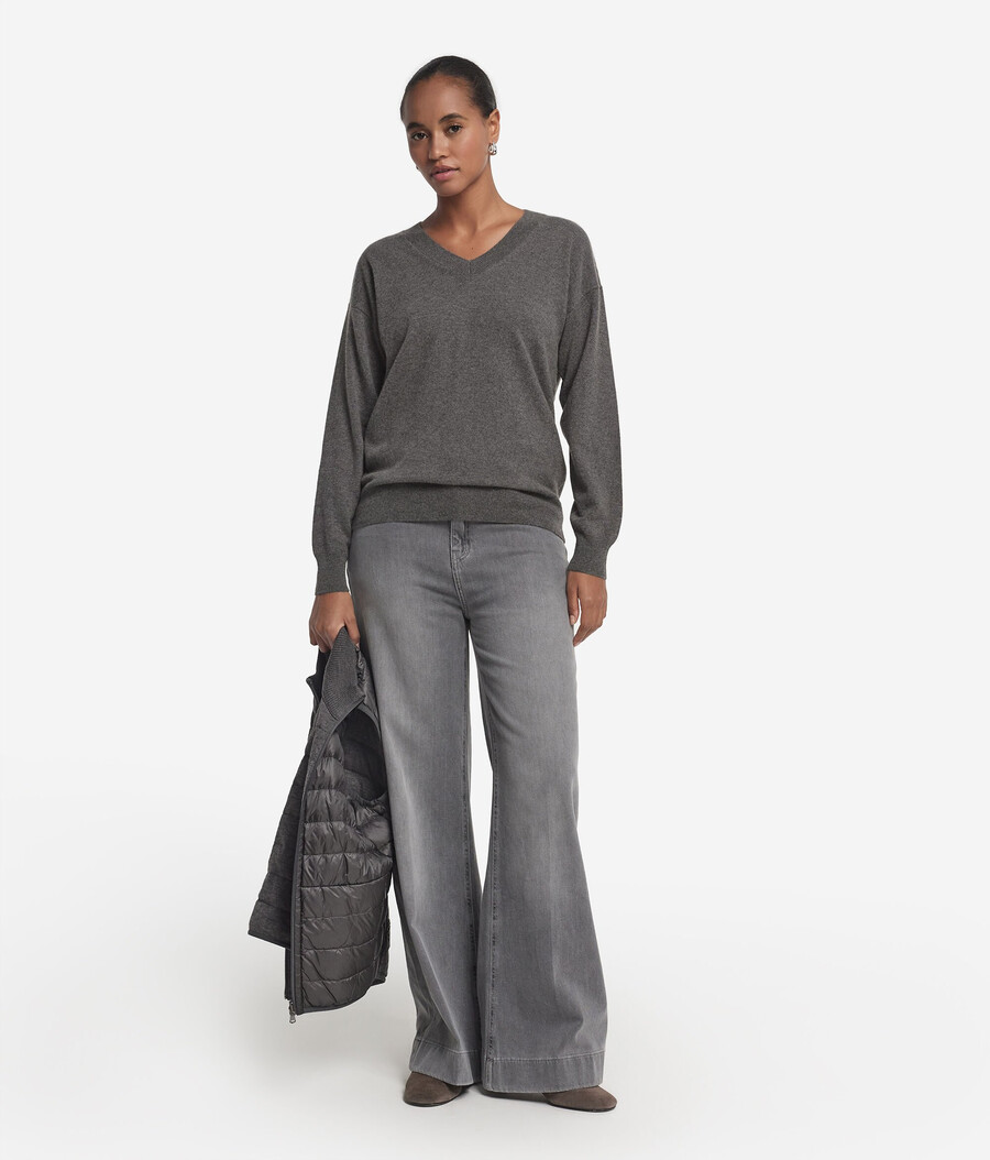 maglione con scollo a v in cashmere ultra morbido