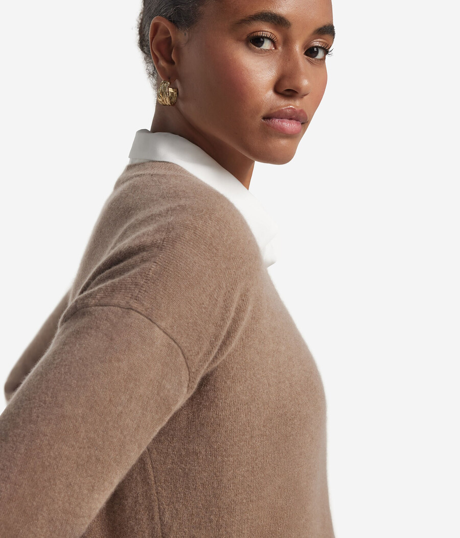maglione con scollo a v in cashmere ultra morbido