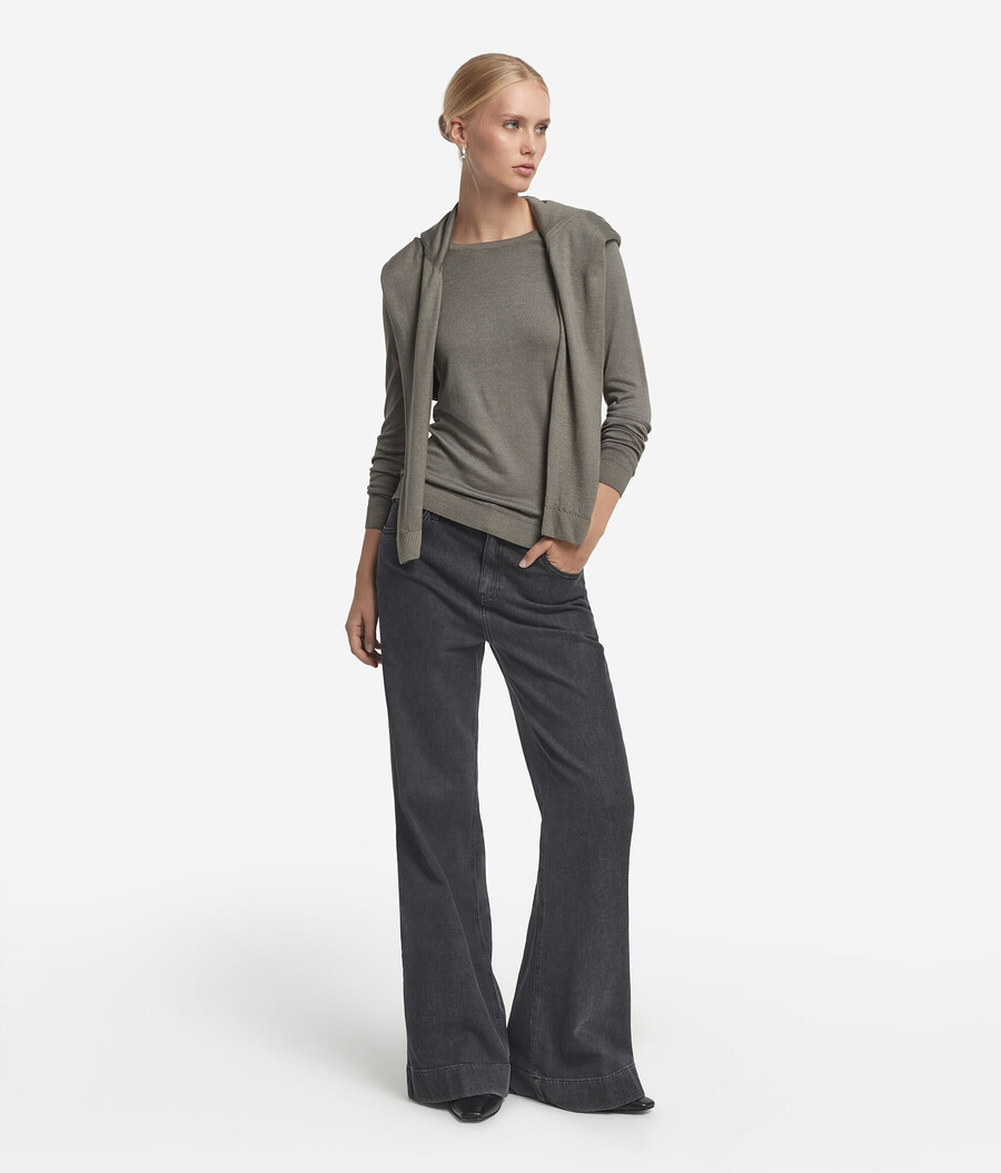 maglione girocollo in cashmere ultrafine