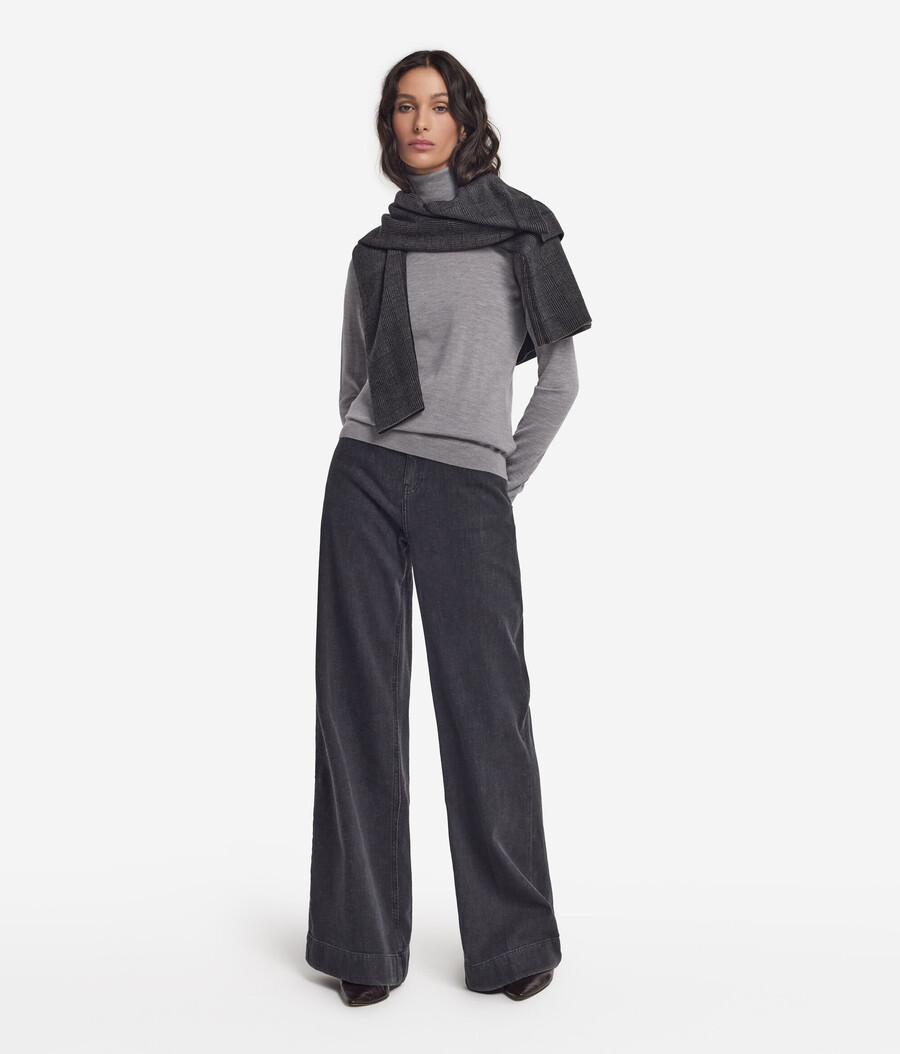 maglione a collo alto in cashmere ultrafine
