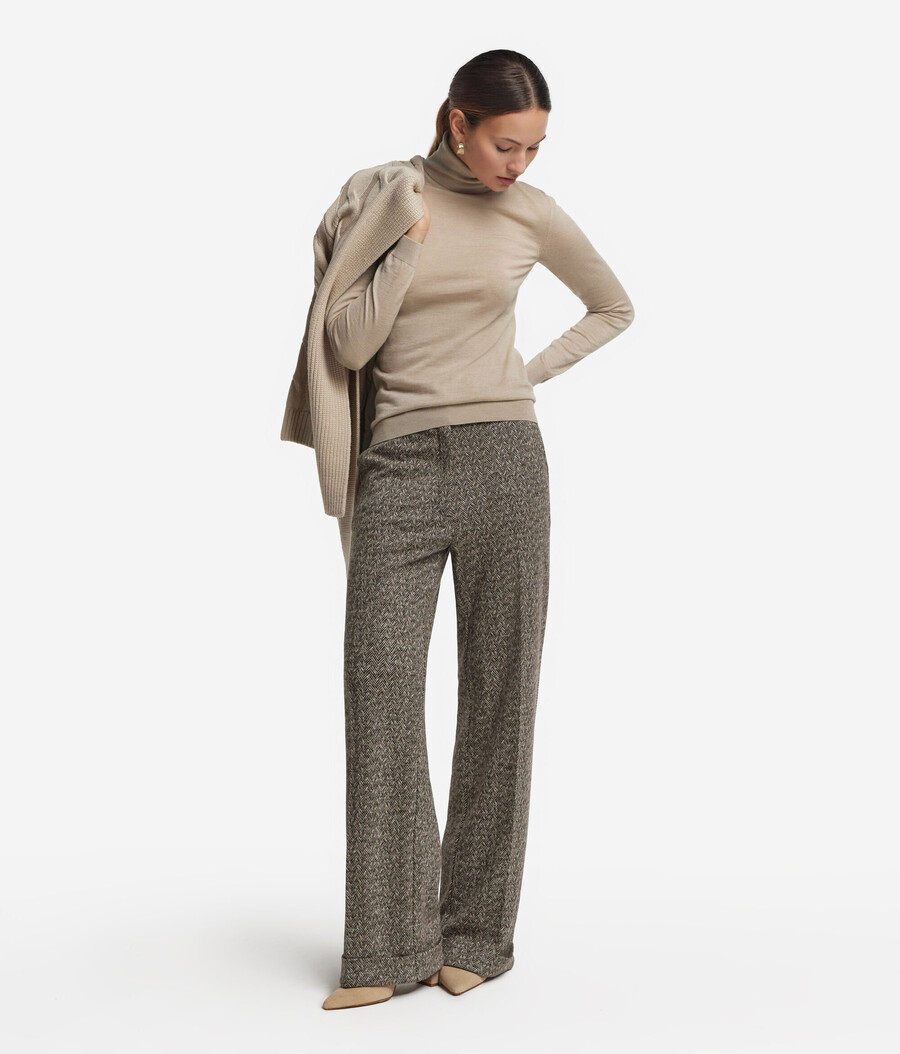 maglione a collo alto in cashmere ultrafine