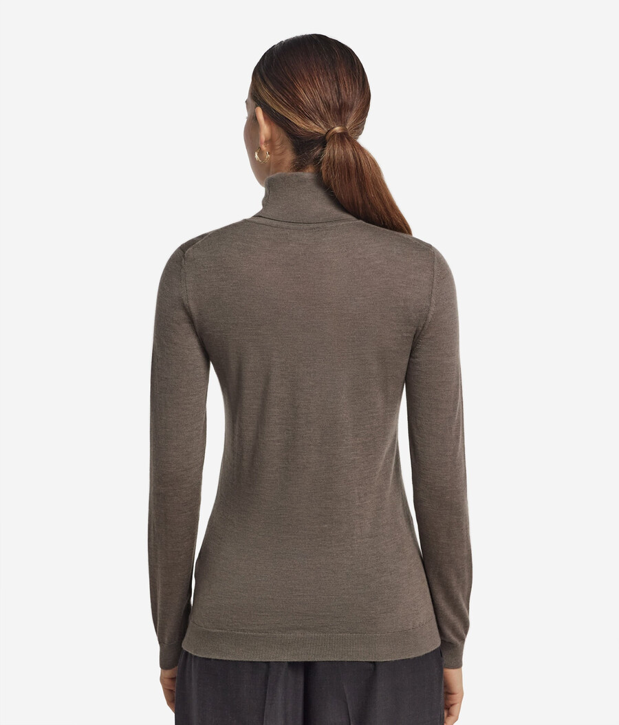 maglione a collo alto in cashmere ultrafine