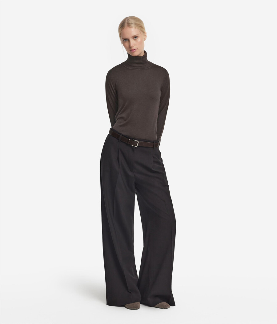 maglione a collo alto in cashmere ultrafine