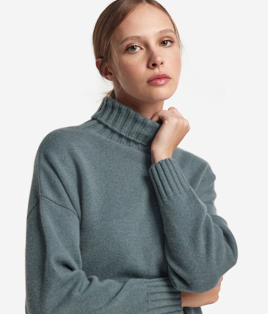 maglione lungo a collo alto in cashmere ultra morbido