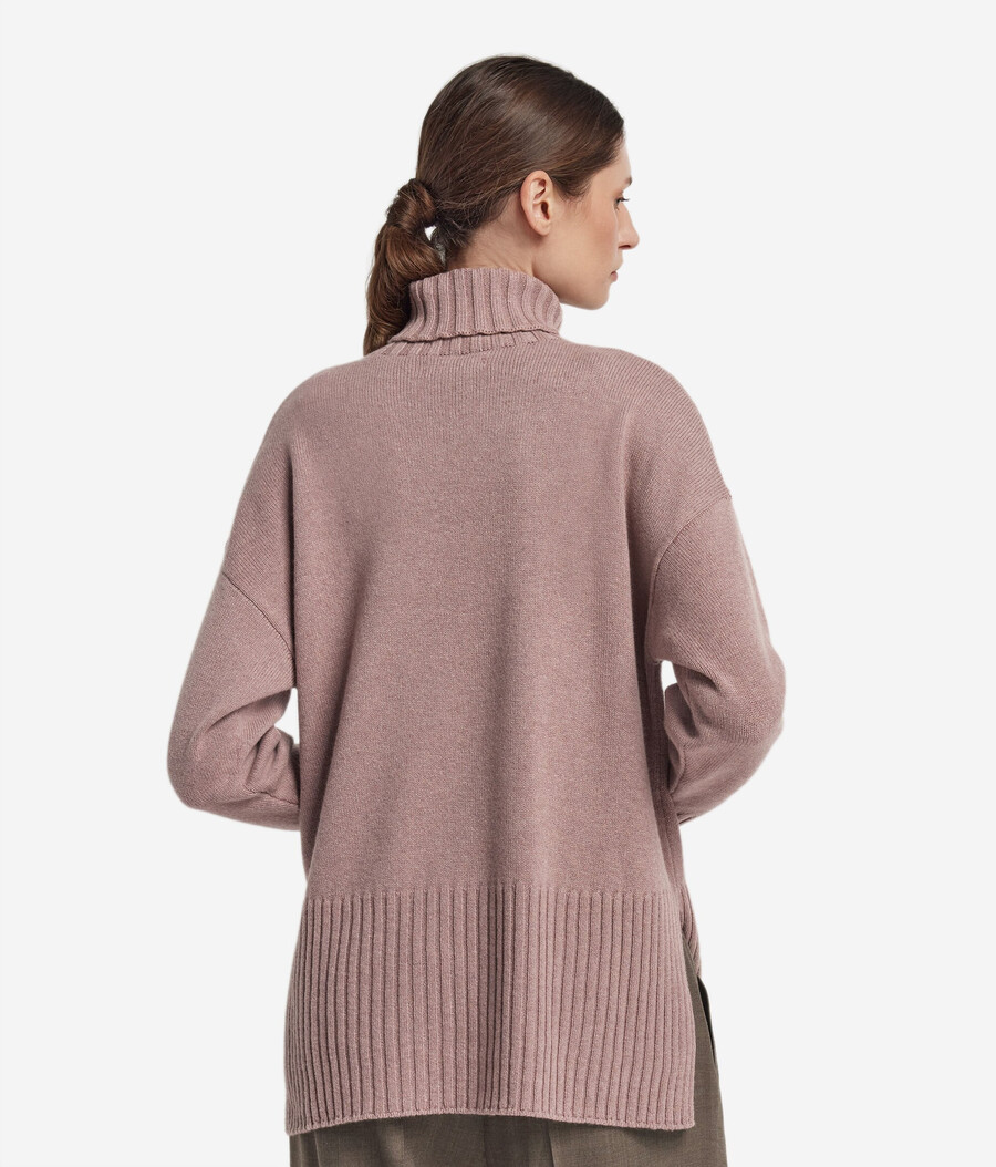 maglione lungo a collo alto in cashmere ultra morbido