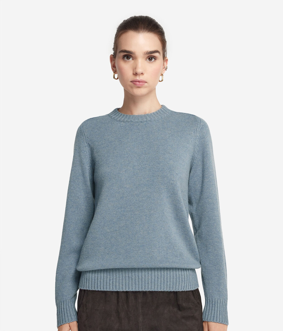 maglione girocollo in cashmere ultra morbido con maniche a giro