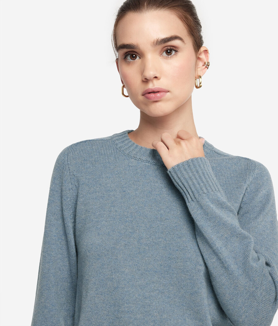 maglione girocollo in cashmere ultra morbido con maniche a giro