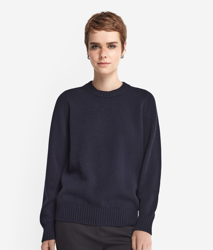 maglione girocollo in cashmere ultra morbido con maniche a giro