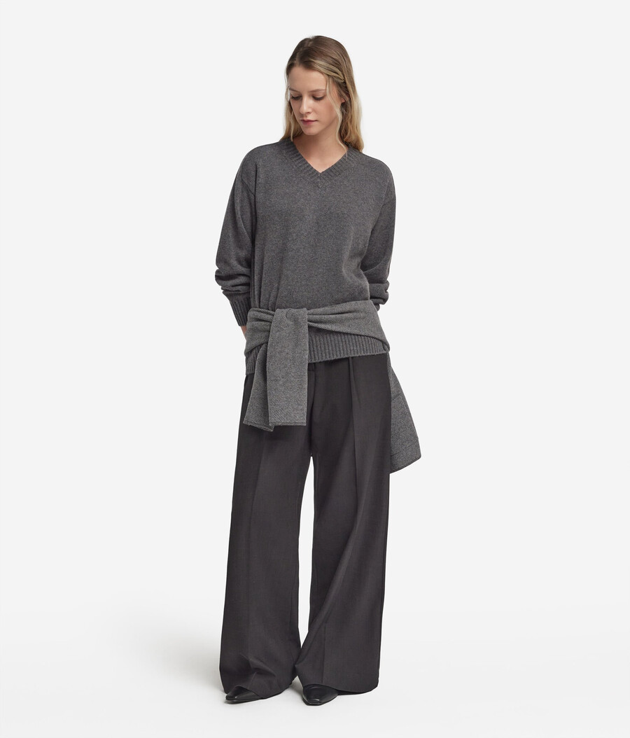 maglione con scollo a v in cashmere ultra morbido e maniche inserite