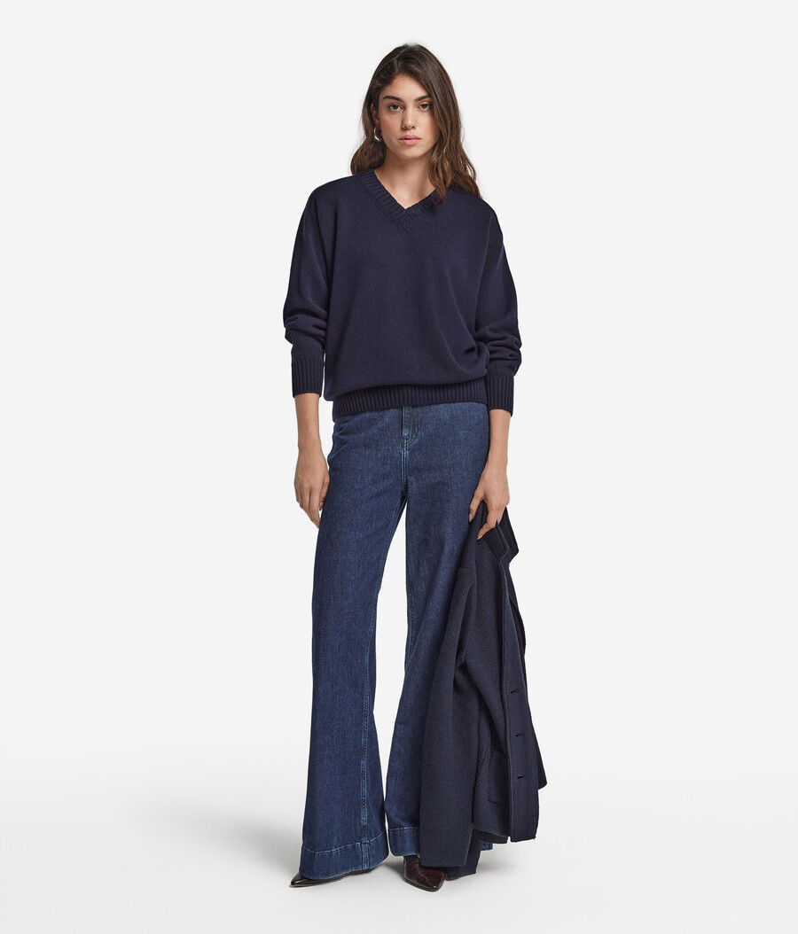 maglione con scollo a v in cashmere ultra morbido e maniche inserite