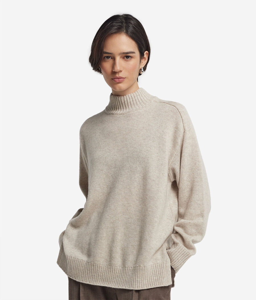 dolcevita in cashmere ultra morbido con maniche inserite