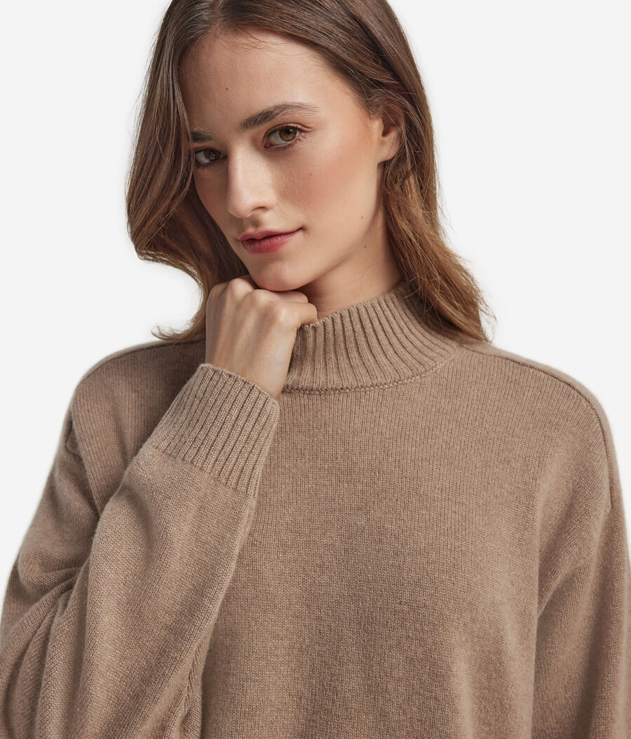 dolcevita in cashmere ultra morbido con maniche inserite