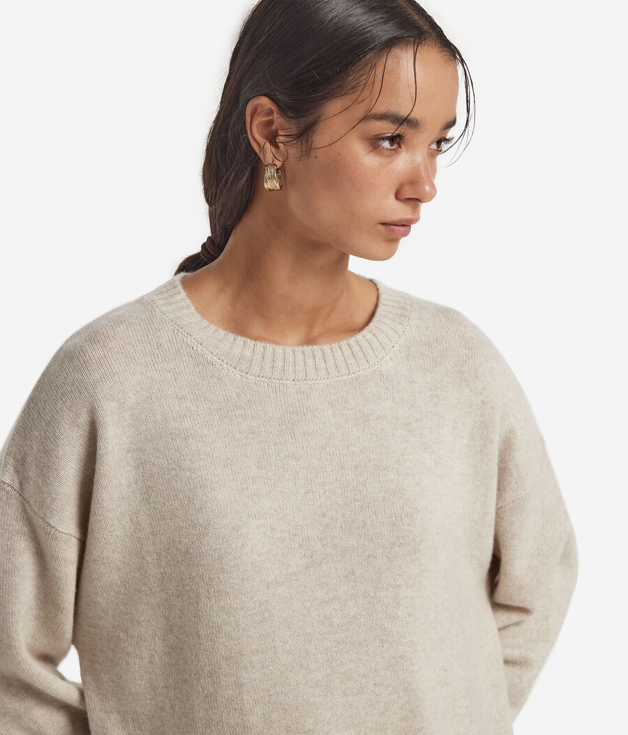 maglione girocollo in cashmere ultra morbido con spacchi