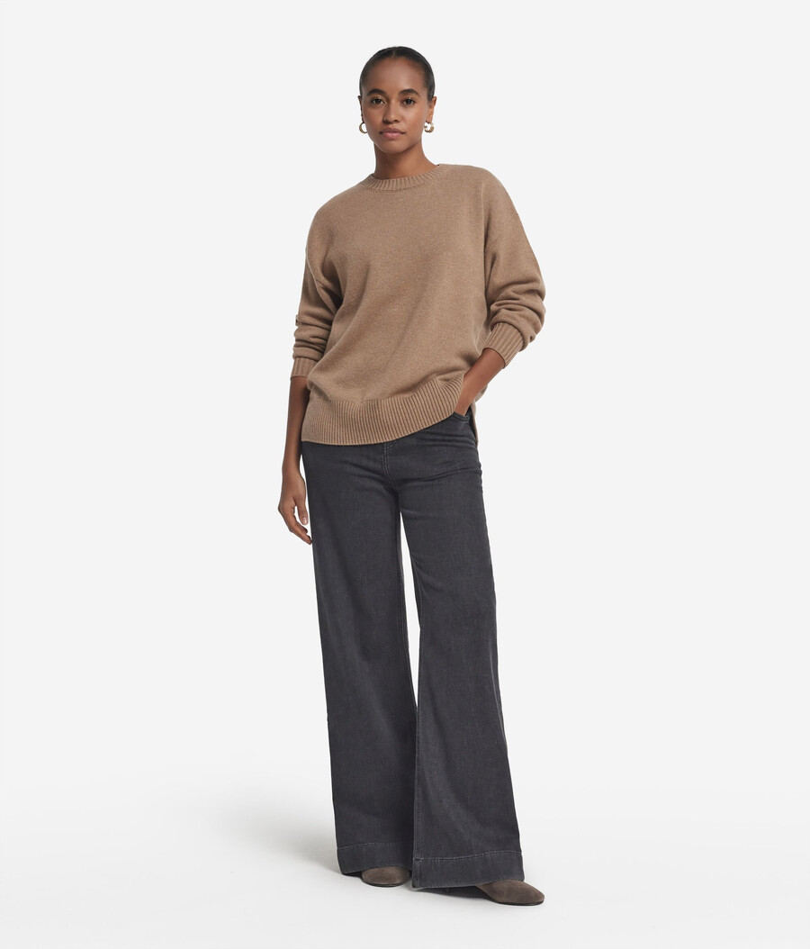 maglione girocollo in cashmere ultra morbido con spacchi
