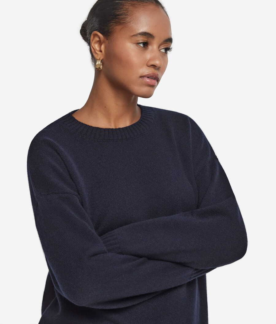 maglione girocollo in cashmere ultra morbido con spacchi
