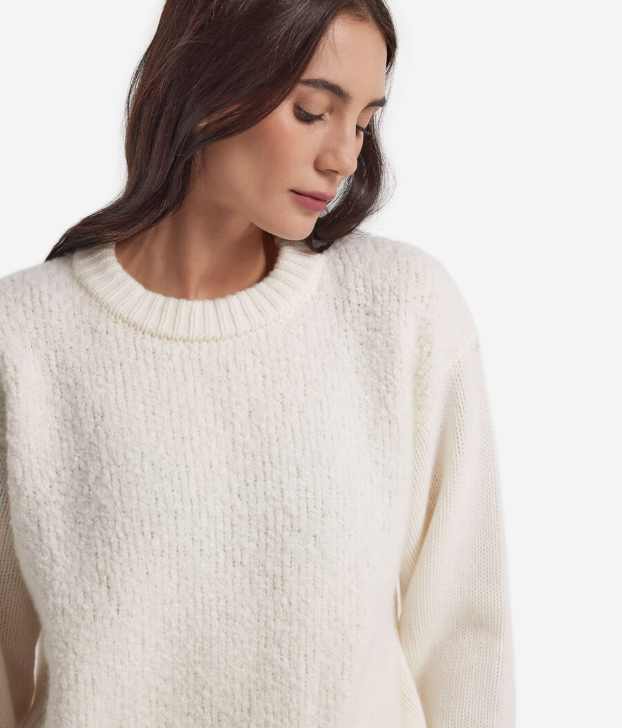 maglia girocollo in cashmere bouclé