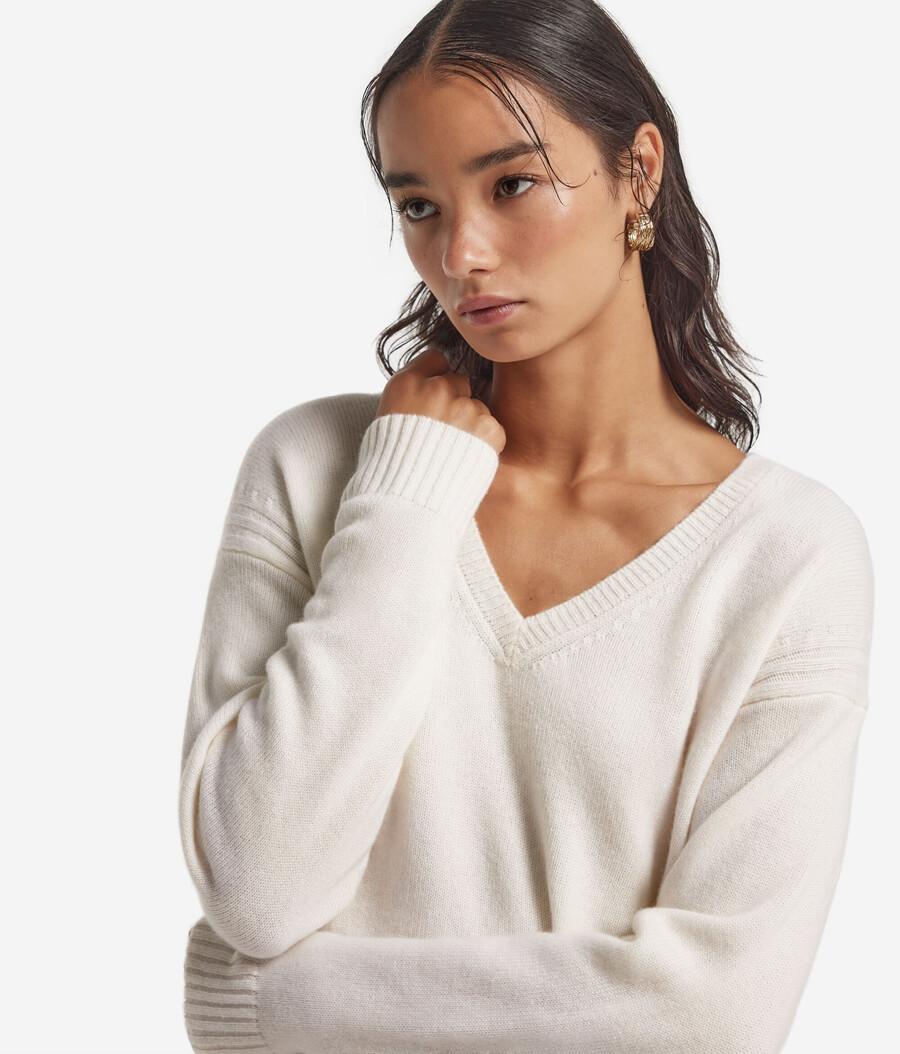 maglione in cashmere ultra morbido con lavorazione a trecce