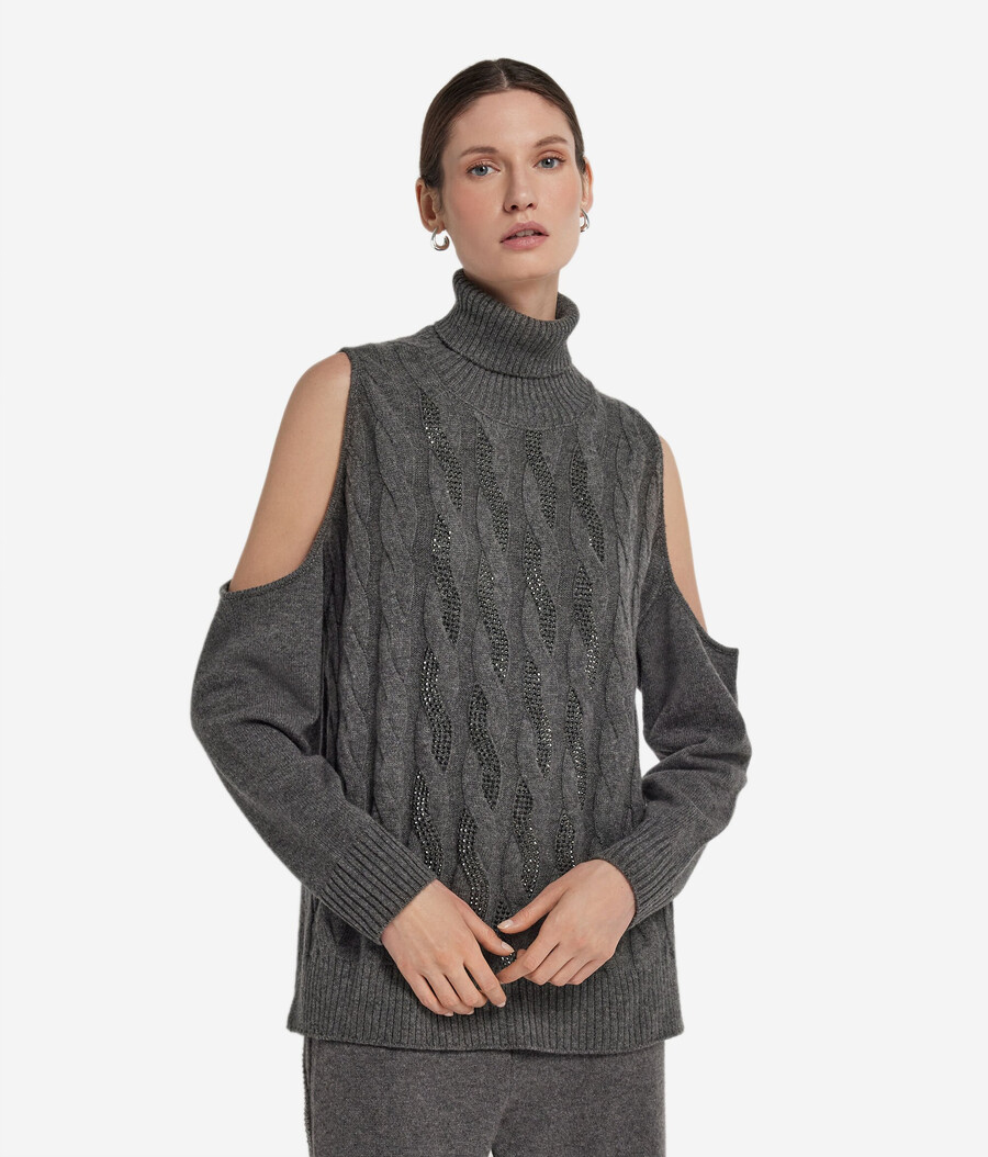 top in cashmere ultra morbido con lavorazione a trecce e strass