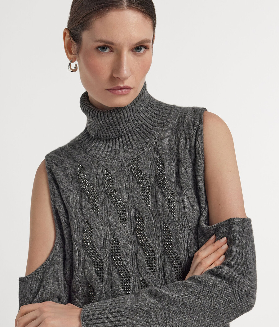 top in cashmere ultra morbido con lavorazione a trecce e strass
