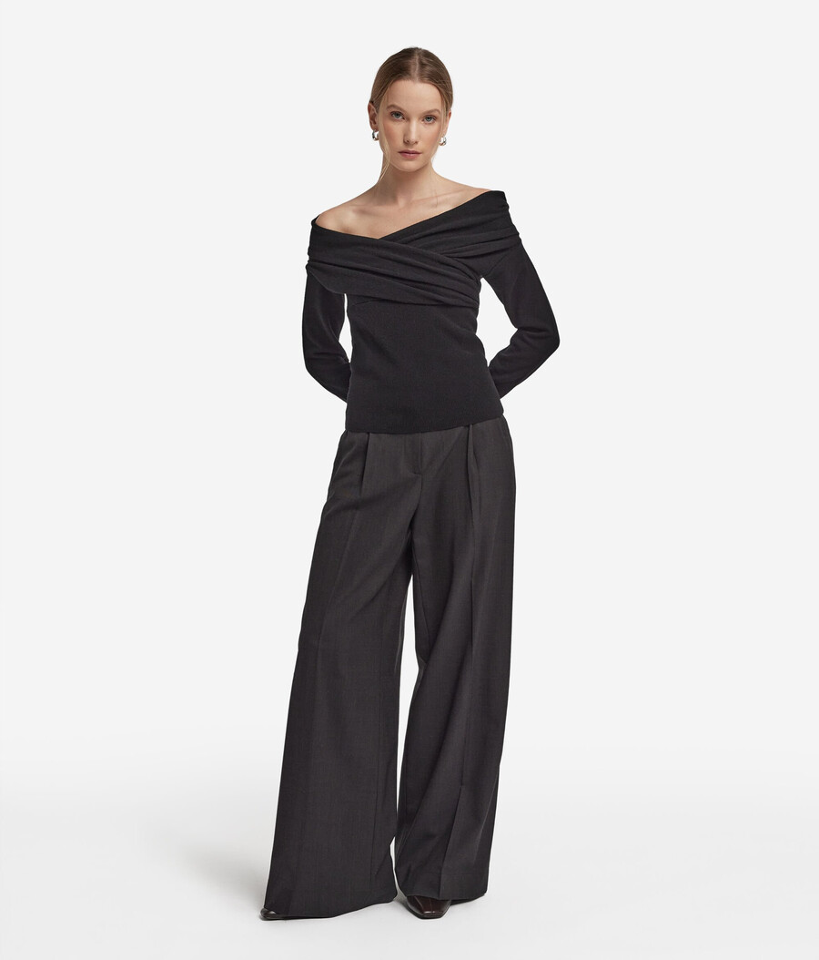 maglione con scollo incrociato in cashmere ultra morbido