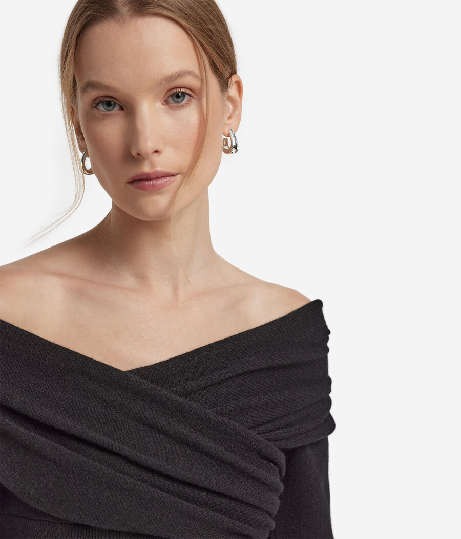 maglione con scollo incrociato in cashmere ultra morbido