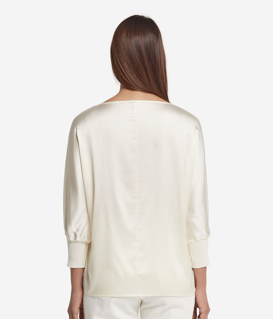 maglione in raso di seta a scollo tondo